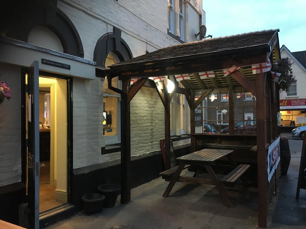 史云顿 Duke Of Edinburgh酒店 外观 照片